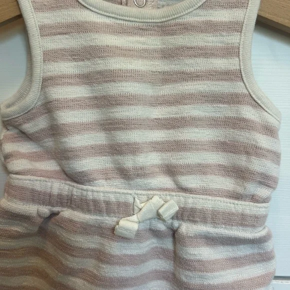 SOLD Little planet pink and white romper size 3 months - Picture 2 of 4